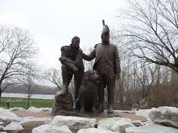 L and C statue