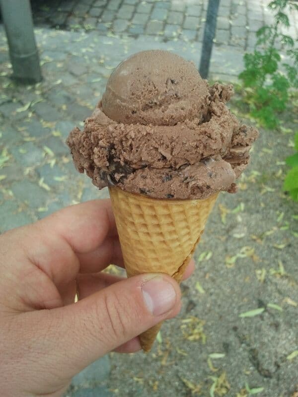 chocolate ice cream cone